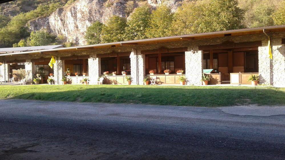 Agriturismo San Giuliano Dei Fratelli Giai Susa Exteriör bild