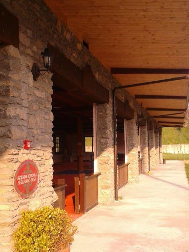 Agriturismo San Giuliano Dei Fratelli Giai Susa Exteriör bild