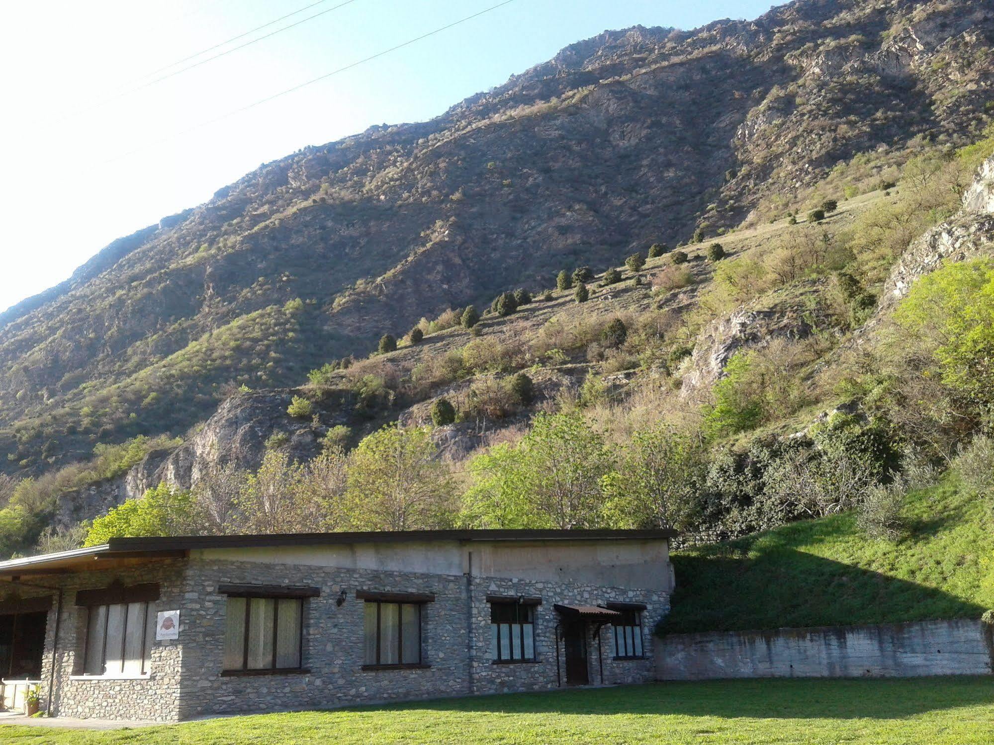 Agriturismo San Giuliano Dei Fratelli Giai Susa Exteriör bild